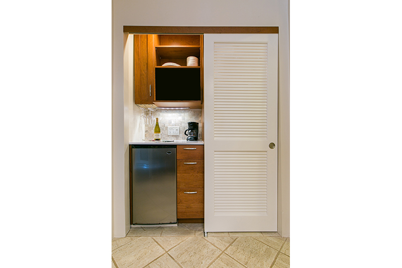 4303 Kitchenette